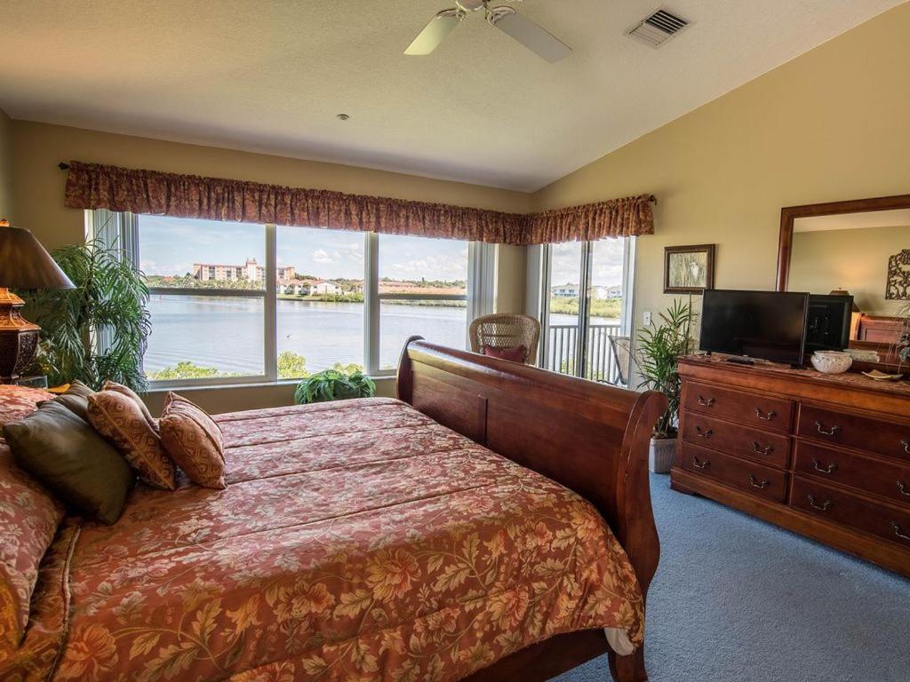 Gulf Retreat 2: Magnificent Water Views, Steps To Beach, None Cleaner, None Nicer! Clearwater Beach Eksteriør bilde