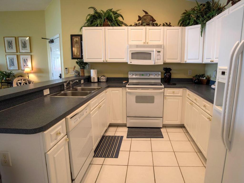 Gulf Retreat 2: Magnificent Water Views, Steps To Beach, None Cleaner, None Nicer! Clearwater Beach Eksteriør bilde